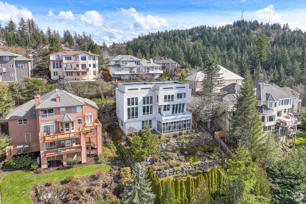 Forest Heights hero image